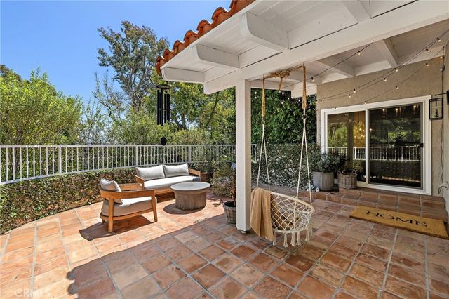 362 Vista Madera, Newport Beach, CA 92660