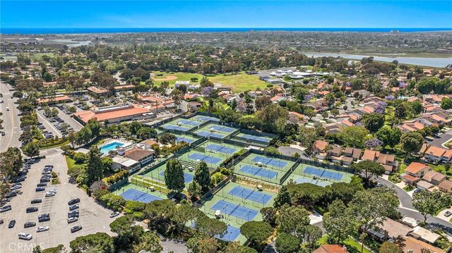 362 Vista Madera, Newport Beach, CA 92660