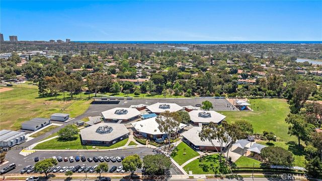 362 Vista Madera, Newport Beach, CA 92660