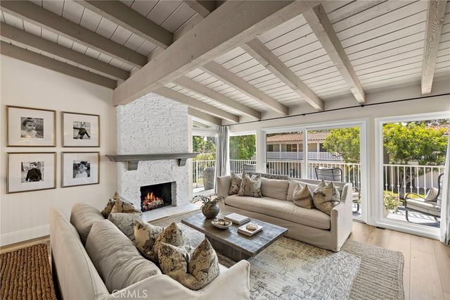 362 Vista Madera, Newport Beach, CA 92660