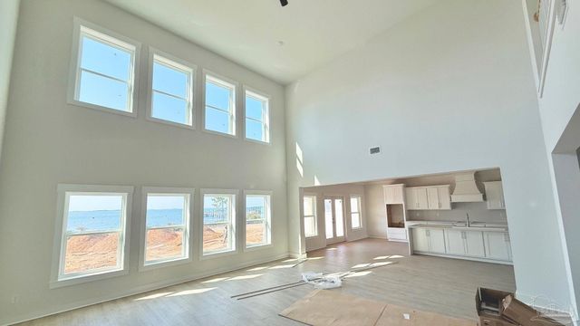 4991 Soundside Dr, Gulf Breeze, FL 32563