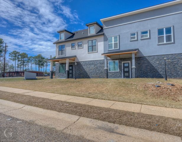 9448 Ferrara Drive, Shreveport, LA 71118