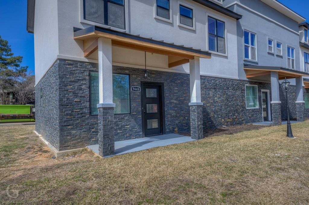 9448 Ferrara Drive, Shreveport, LA 71118