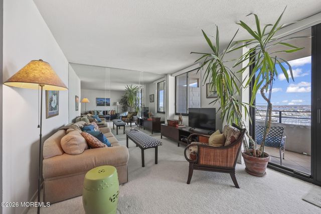 1 Channel Drive 708, Monmouth Beach, NJ 07750