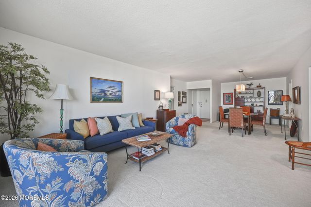 1 Channel Drive 708, Monmouth Beach, NJ 07750