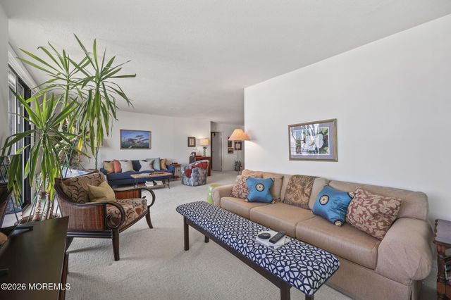 1 Channel Drive 708, Monmouth Beach, NJ 07750