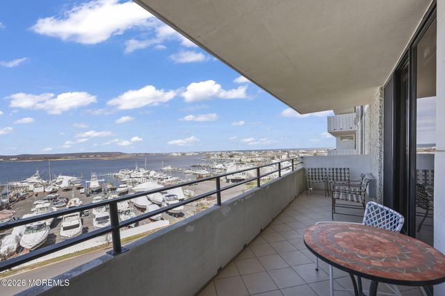 1 Channel Drive 708, Monmouth Beach, NJ 07750