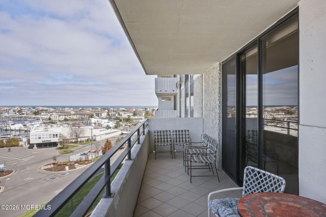 1 Channel Drive 708, Monmouth Beach, NJ 07750