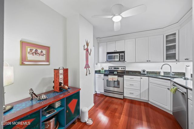 1 Channel Drive 708, Monmouth Beach, NJ 07750