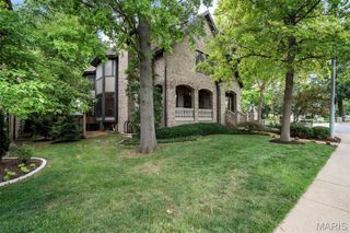 165 Gay Avenue, Clayton, MO 63105