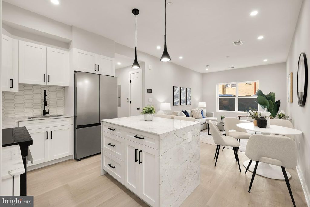 2610 41ST ST NW #2, Washington, DC 20007