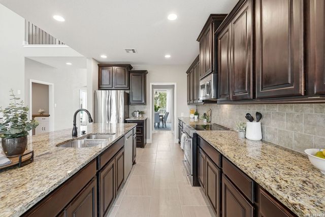 3065 Coral Sky, Seguin, TX 78155