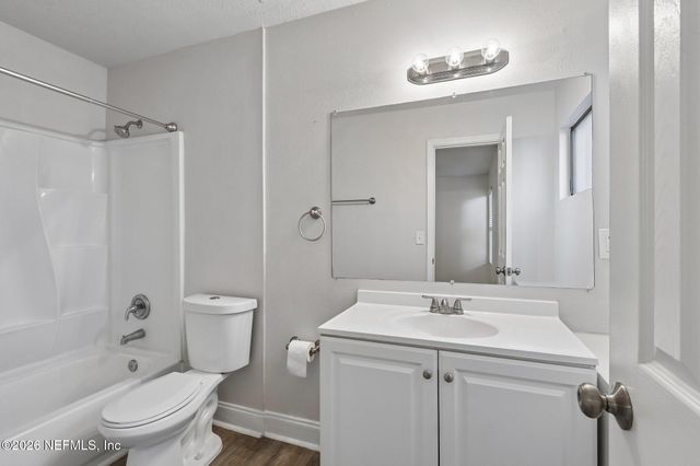7917 WINTERWOOD Circle N, Jacksonville, FL 32210