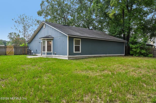 7917 WINTERWOOD Circle N, Jacksonville, FL 32210