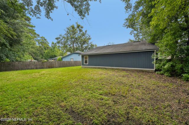 7917 WINTERWOOD Circle N, Jacksonville, FL 32210