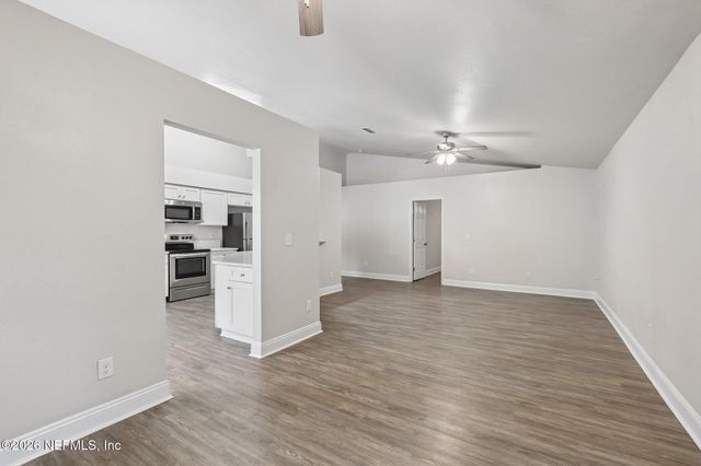 7917 WINTERWOOD Circle N, Jacksonville, FL 32210