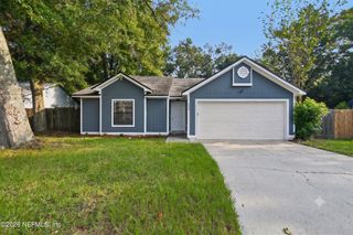 7917 WINTERWOOD Circle N, Jacksonville, FL 32210