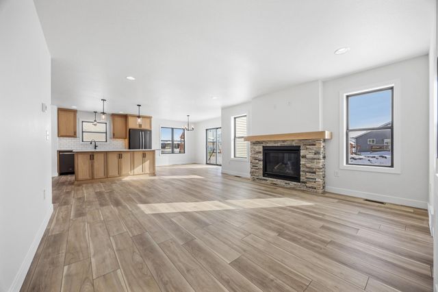 8916 Meadowlark Parkway, Horace, ND 58047