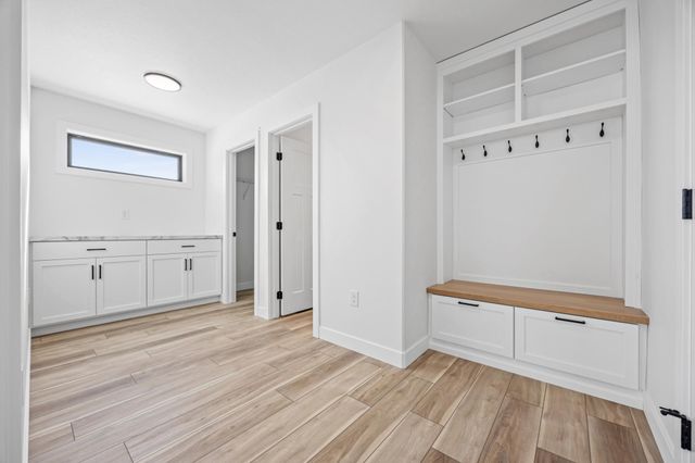 8916 Meadowlark Parkway, Horace, ND 58047