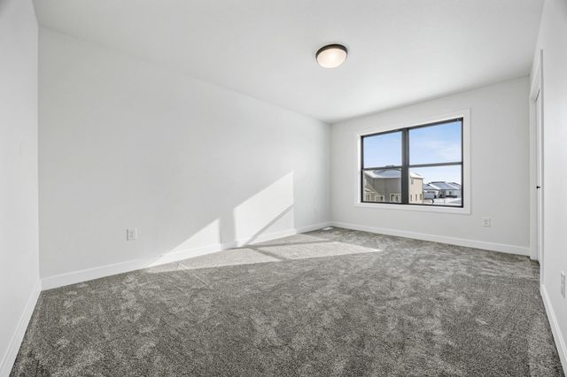 8916 Meadowlark Parkway, Horace, ND 58047