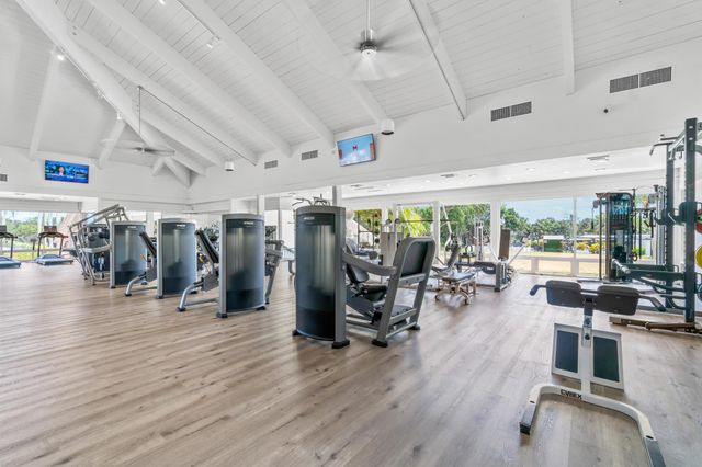 11863 Wimbledon Circle 407, Wellington, FL 33414