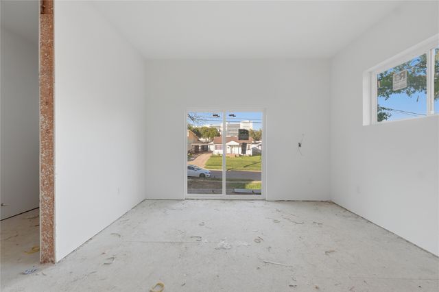 5535 Mesa Circle, Dallas, TX 75235