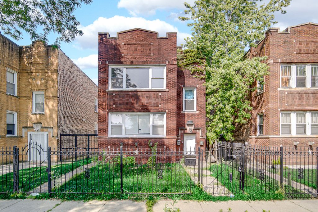 8114 S Manistee Avenue, Chicago, IL 60617