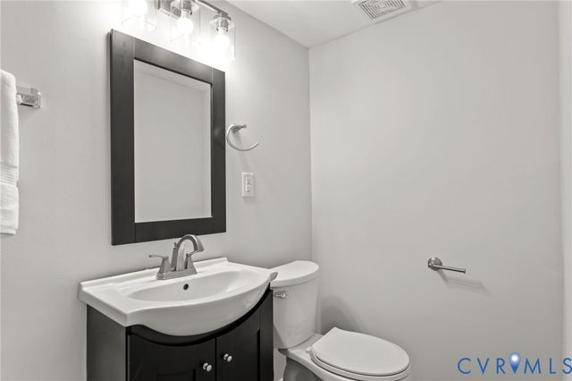 5209 Hollymead Dr, Henrico, VA 23223