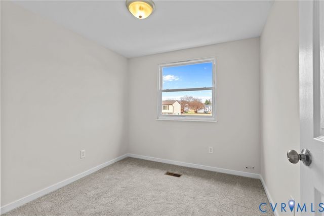 5209 Hollymead Dr, Henrico, VA 23223