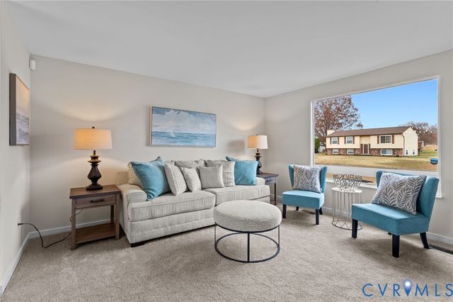 5209 Hollymead Dr, Henrico, VA 23223