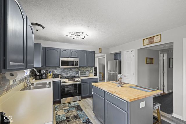 3362 Shore Drive, Greenwood, IN 46143