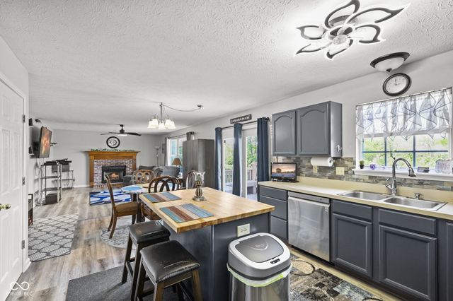 3362 Shore Drive, Greenwood, IN 46143