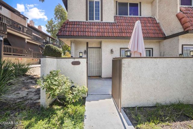 27654 Ironstone Drive 1, Canyon Country, CA 91387