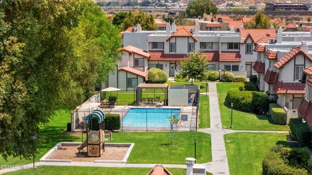 27654 Ironstone Drive 1, Canyon Country, CA 91387