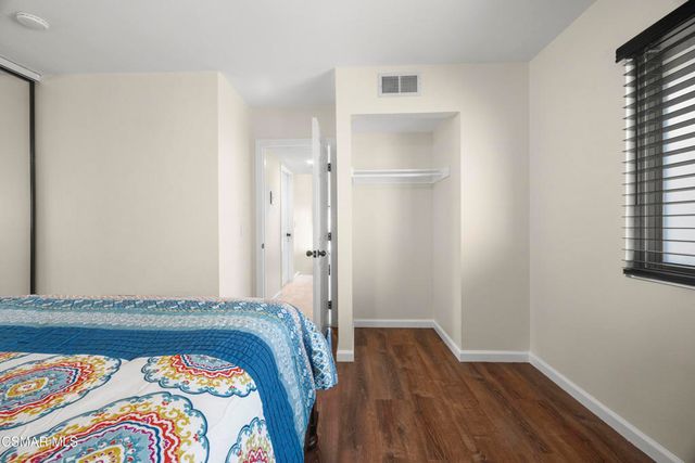 27654 Ironstone Drive 1, Canyon Country, CA 91387