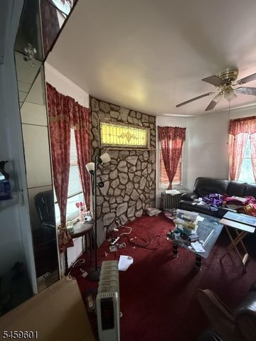 14 Grace St, Irvington Twp., NJ 07111