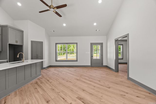 75 Turkey Roost Drive, Quitman, AR 72131