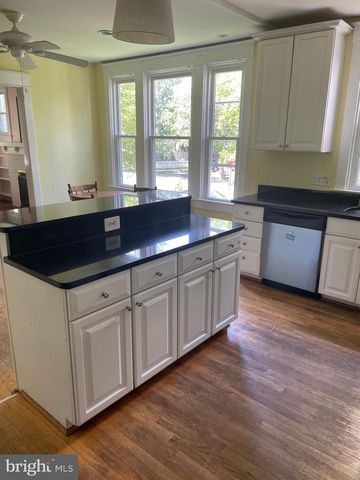 4229 BRANDYWINE ST NW, Washington, DC 20016