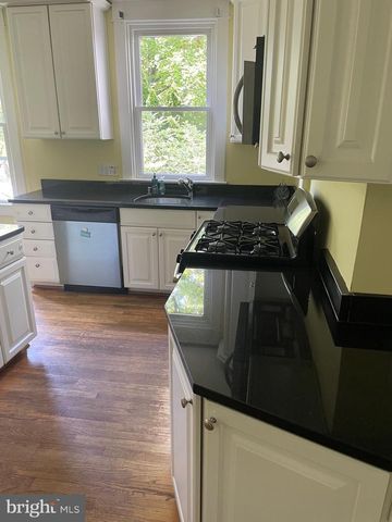4229 BRANDYWINE ST NW, Washington, DC 20016