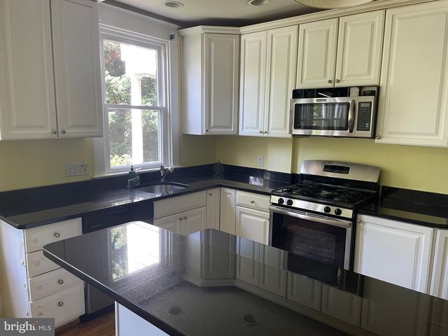 4229 BRANDYWINE ST NW, Washington, DC 20016