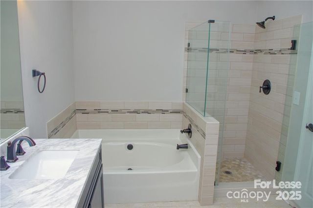 20700 Willow Pond Road, Cornelius, NC 28031