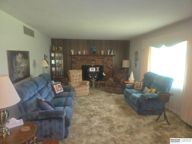 2113 HWY 66 Highway, Plattsmouth, NE 68048