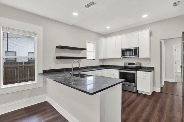 112 E EMILY STREET, Tampa, FL 33603