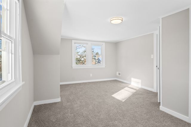 5604 S Madison Avenue, Countryside, IL 60525