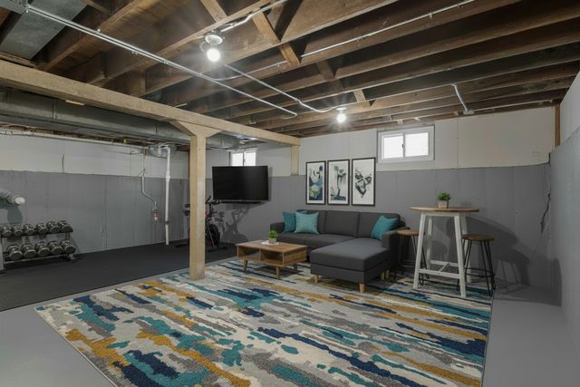 5604 S Madison Avenue, Countryside, IL 60525