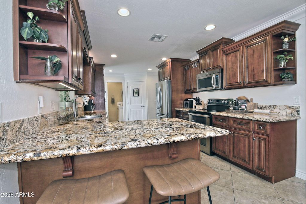 3815 S SHANNON Drive, Tempe, AZ 85282 — photo 4