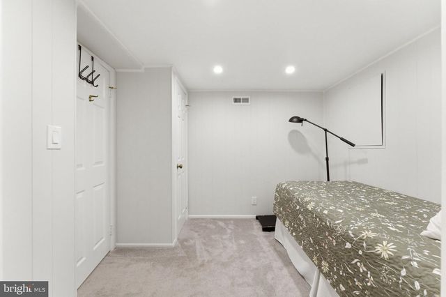 4892 28TH ST S, Arlington, VA 22206