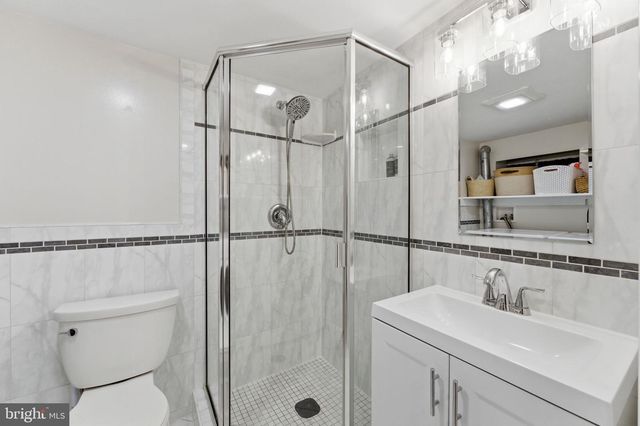 4892 28TH ST S, Arlington, VA 22206