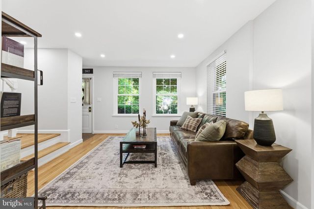 4892 28TH ST S, Arlington, VA 22206