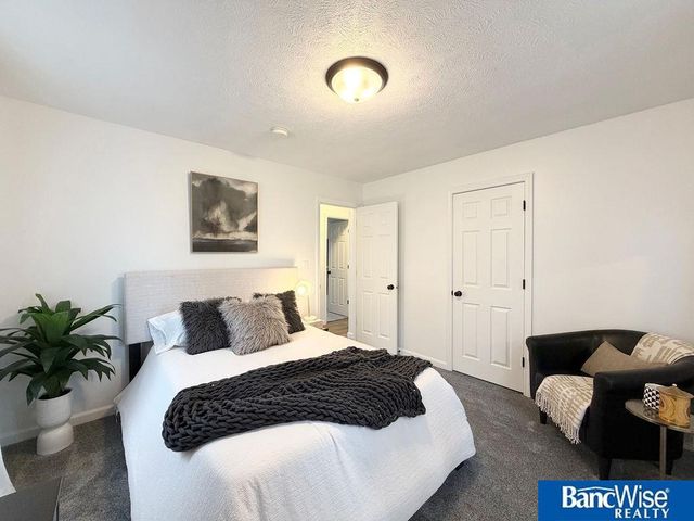 4301 Mohawk Street, Lincoln, NE 68510